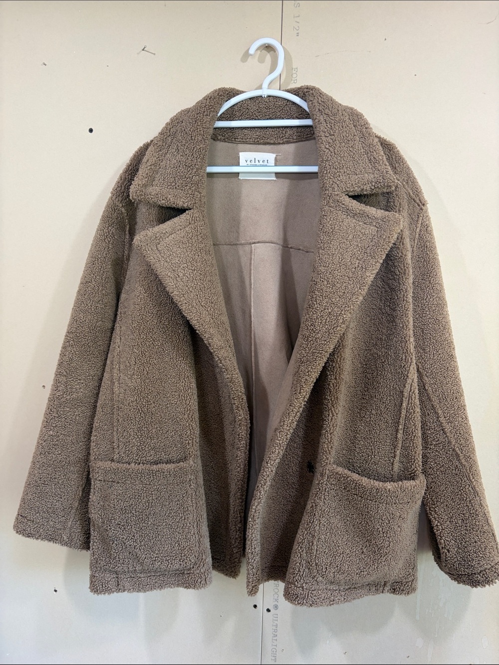 Velvet By Graham & Spencer Tan Faux Shearling Jacket Size L